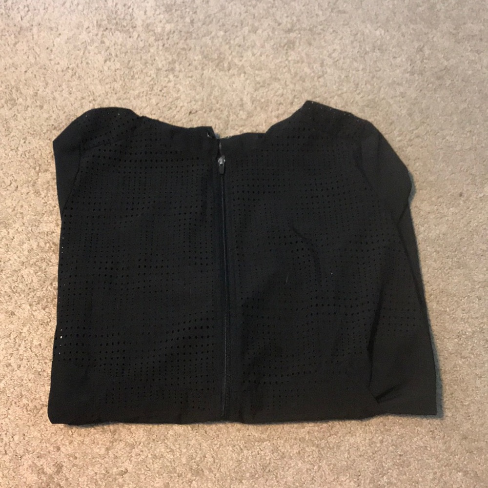 Athletic jacket. Perforated.